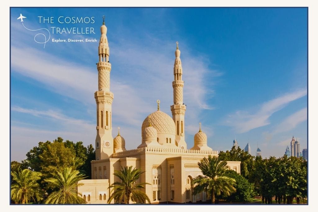 Jumeirah Mosque in dubai with its minarets towering above the structure.